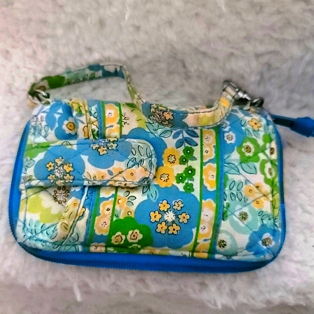 Vera bradley wristlet wallet